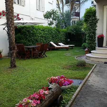 페자로 A Casa Di Clo B&B 외부 사진