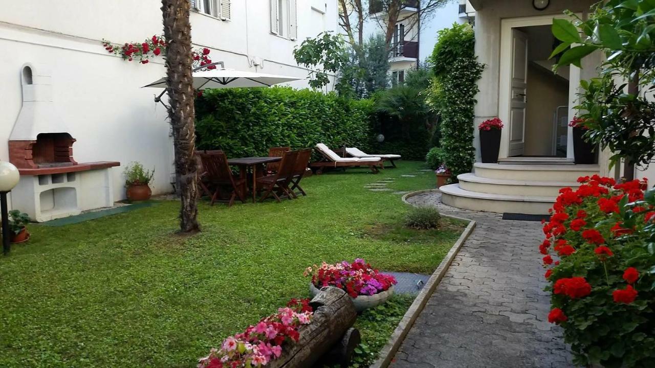페자로 A Casa Di Clo B&B 외부 사진