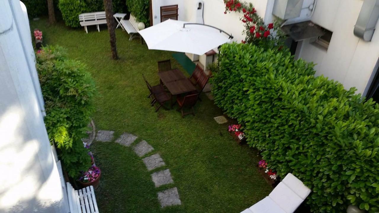 페자로 A Casa Di Clo B&B 외부 사진