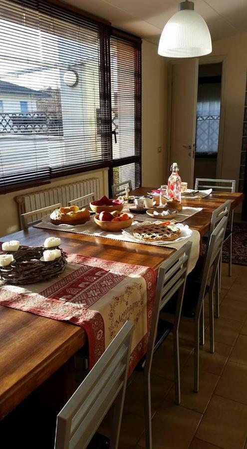 페자로 A Casa Di Clo B&B 외부 사진